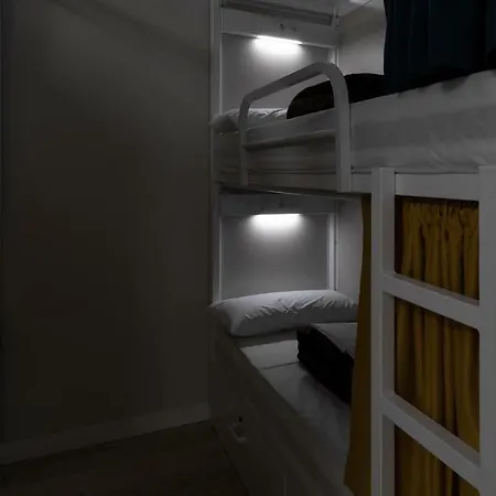 Dream In Santiago بيت شباب سانتياغو دي كومبوستيلا